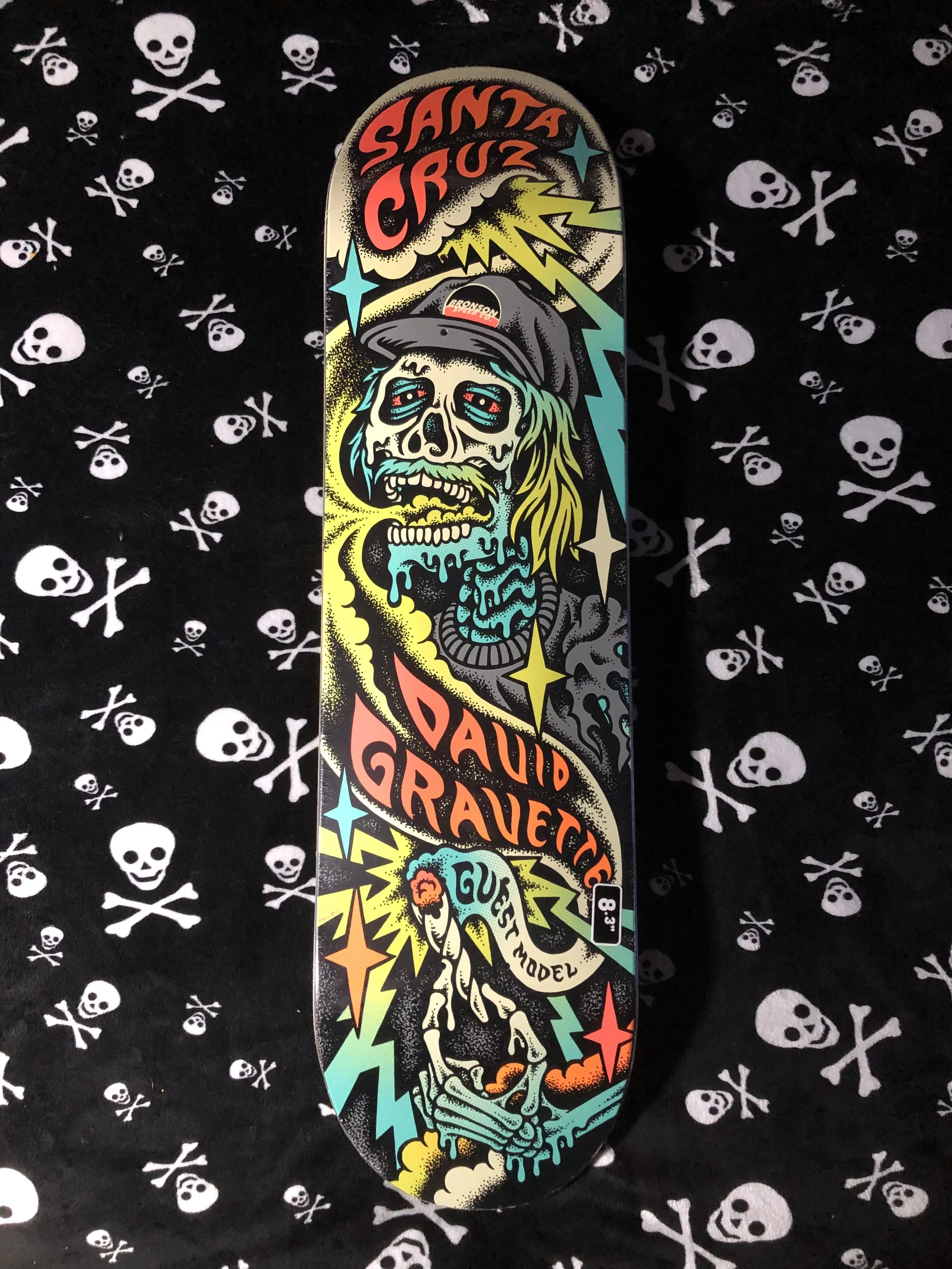 SANTA CRUZ~ GRAVETTE HIPPIE SKULL SC SKATEBOARDING DECK
